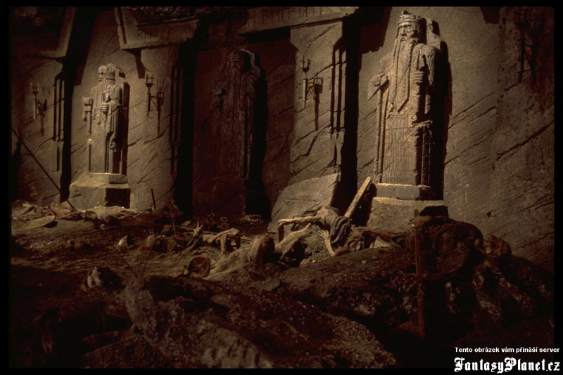 Moria Statues